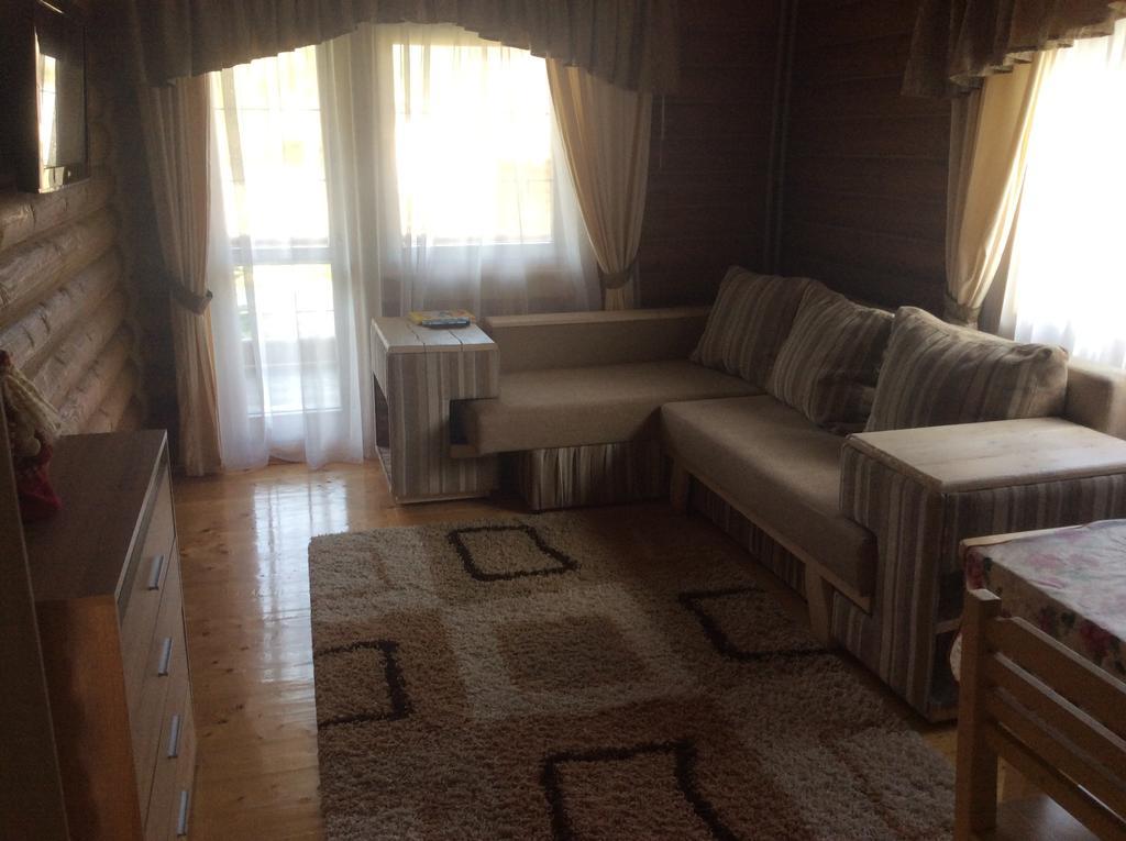 Leoslav Apartments Tatariv Εξωτερικό φωτογραφία