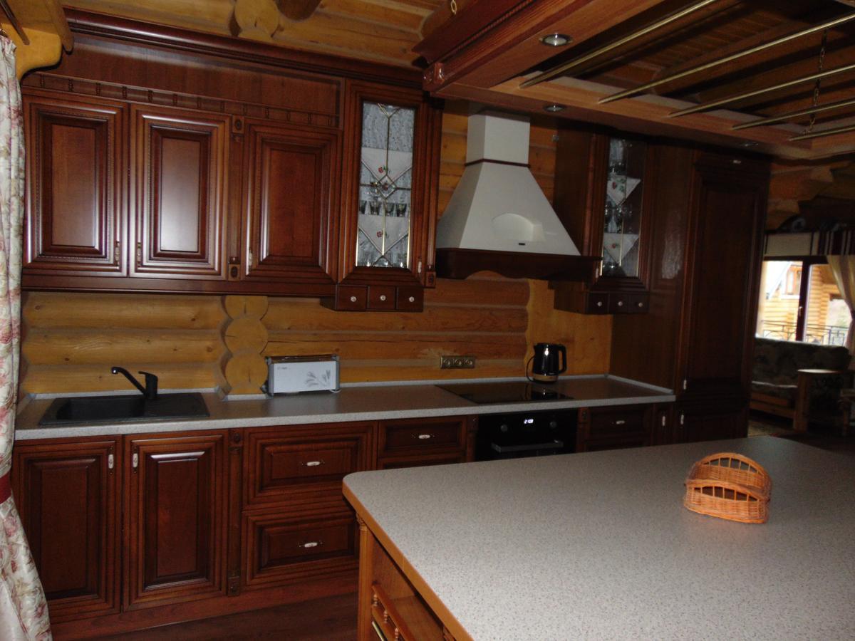 Leoslav Apartments Tatariv Εξωτερικό φωτογραφία